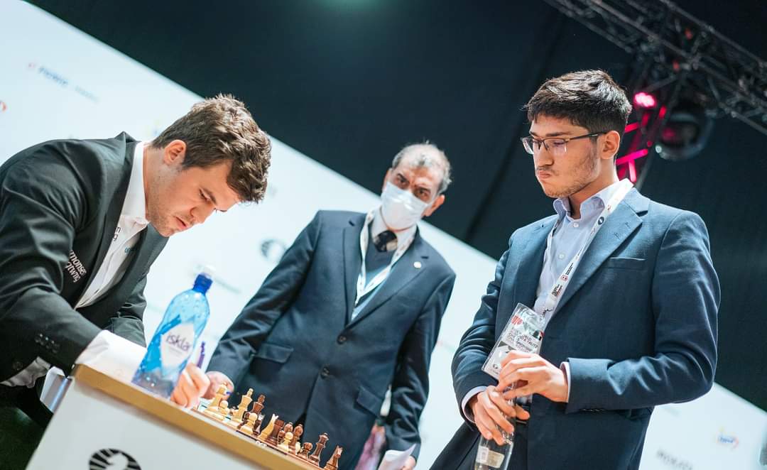 Carlsen Emerges New Sole Leader, Defeats Firouzja in Day 2 of FIDE World Rapid Chess Championship